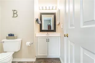 4900 Tamaron Dr, Greensboro, NC 27410 - Photo 38