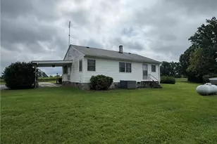 1100 Ben Smith Rd, Siler City, NC 27344 - Photo 4
