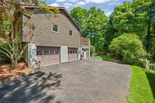 133 Evergreen Dr, Winston-Salem, NC 27106 - Photo 4