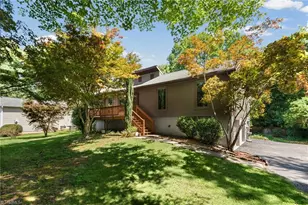 133 Evergreen Dr, Winston-Salem, NC 27106 - Photo 2