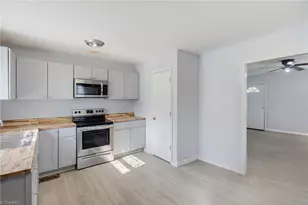3 Dan Hughes Ct, Greensboro, NC 27405 - Photo 1
