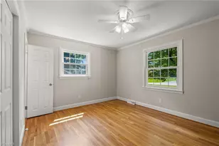 112 Wilson St, Yadkinville, NC 27055 - Photo 18