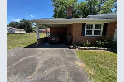 112 Wilson Street, Yadkinville, NC 27055 - Photo 6