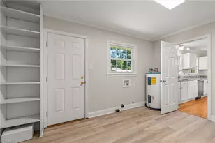112 Wilson St, Yadkinville, NC 27055 - Photo 28