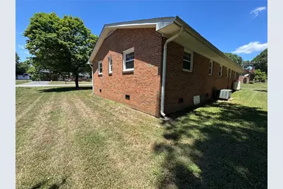 112 Wilson Street, Yadkinville, NC 27055 - Photo 2