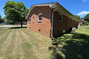 112 Wilson St, Yadkinville, NC 27055 - Photo 2