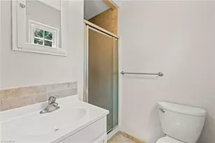 112 Wilson St, Yadkinville, NC 27055 - Photo 20