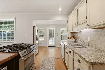 1824 Colonial Avenue, Greensboro, NC 27408 - Photo 14
