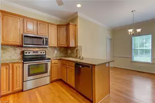 7902 Cress Ct, Oak Ridge, NC 27310 - Photo 8