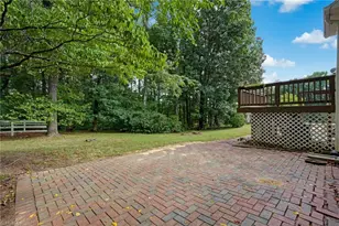 7902 Cress Ct, Oak Ridge, NC 27310 - Photo 24
