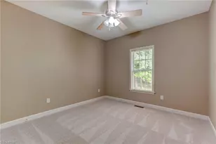 7902 Cress Ct, Oak Ridge, NC 27310 - Photo 20