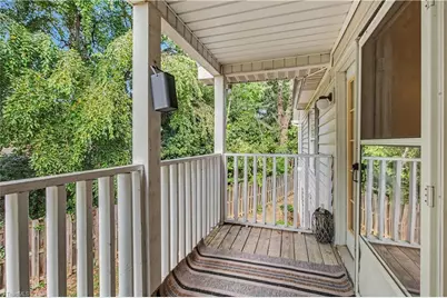 800 Spruill Court, Greensboro, NC 27409 - Photo 16