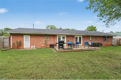 306 Sweetbriar Drive, Lexington, NC 27295 - Photo 24