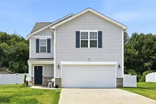 290 Tally Mdw Ct, Lexington, NC 27295 - Photo 2