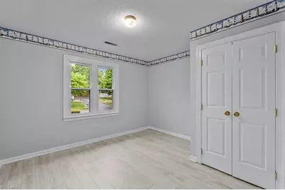 879 Brookleigh Court, Winston-Salem, NC 27104 - Photo 26