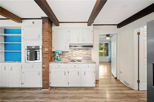 3620 Chelmsford Dr, Winston-Salem, NC 27105 - Photo 8