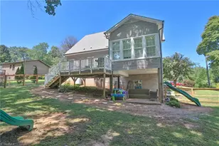208 Triplett St, Jonesville, NC 28642 - Photo 36