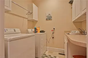 208 Triplett St, Jonesville, NC 28642 - Photo 30