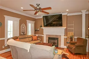 208 Triplett St, Jonesville, NC 28642 - Photo 4