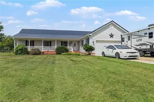 124 Glen Oaks Dr, King, NC 27021 - Photo 2