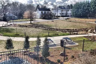648 Holly Ave, Winston-Salem, NC 27101 - Photo 14