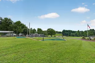 189 Club House Dr, Ennice, NC 28623 - Photo 28