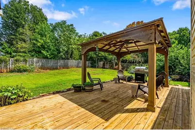 2412 Meadow Gate Drive, Greensboro, NC 27455 - Photo 36
