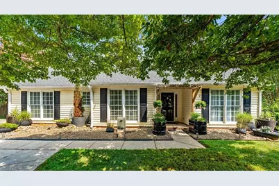 2412 Meadow Gate Drive, Greensboro, NC 27455 - Photo 2