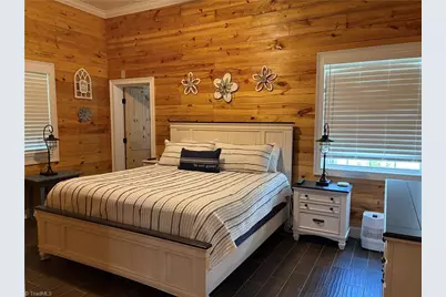 910 Hanks Street, Traphill, NC 28685 - Photo 20
