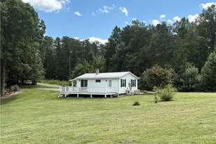 910 Hanks St, Traphill, NC 28685 - Photo 40