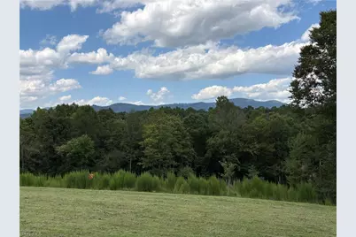 910 Hanks Street, Traphill, NC 28685 - Photo 2