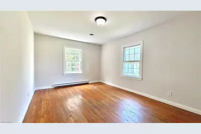 1513 Summit Avenue, Greensboro, NC 27405 - Photo 16