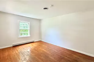 1513 Summit Ave, Greensboro, NC 27405 - Photo 2