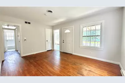 1513 Summit Avenue, Greensboro, NC 27405 - Photo 4