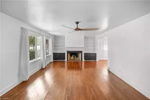 601 Quaker Ln, High Point, NC 27262 - Photo 4