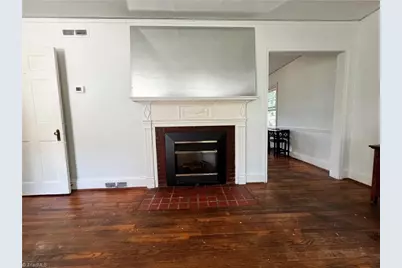 1305 Winstead Place, Greensboro, NC 27408 - Photo 4