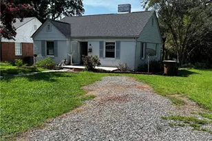 1305 Winstead Pl, Greensboro, NC 27408 - Photo 2