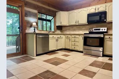 4830 Balsom Road, Pfafftown, NC 27040 - Photo 14