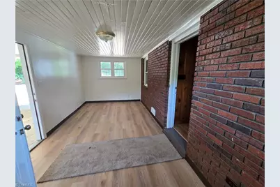 5167 N Cherry Street, Winston-Salem, NC 27105 - Photo 16