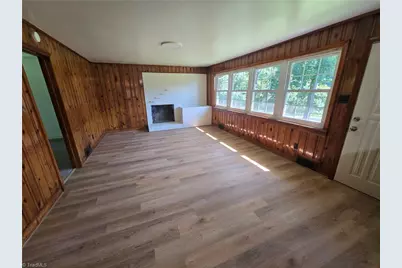 5167 N Cherry Street, Winston-Salem, NC 27105 - Photo 8