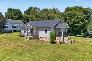 1623 E Meadow Rd, Eden, NC 27288 - Photo 4