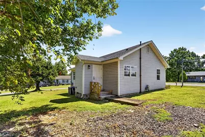 1623 E Meadow Road, Eden, NC 27288 - Photo 22