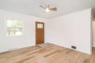 202 North St, Mebane, NC 27302 - Photo 8