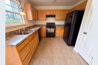 315 Royal Grey Court, Winston-Salem, NC 27107 - Photo 2