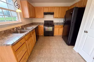 315 Royal Grey Ct, Winston-Salem, NC 27107 - Photo 2