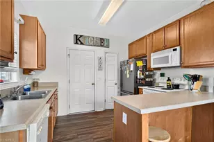 1105 Wesson Ct, High Point, NC 27265 - Photo 4