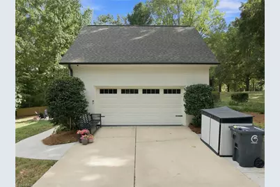 5704 Forest Manor Drive, Greensboro, NC 27410 - Photo 46