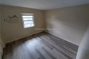 1610 Brockett Ave, High Point, NC 27260 - Photo 6