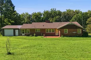 246 Fairview Ave, Mount Airy, NC 27030 - Photo 8
