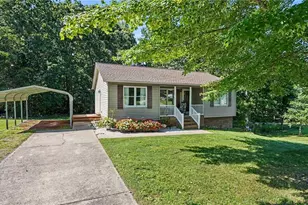 137 Oak Ridge Pl, Mount Airy, NC 27030 - Photo 2